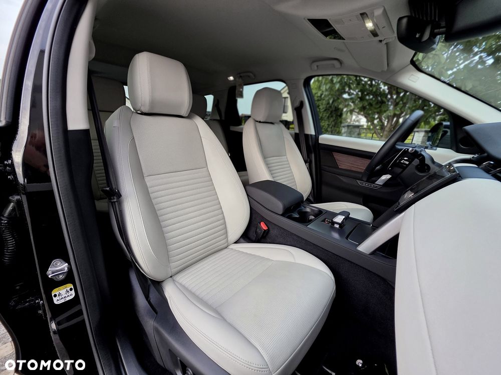 Land Rover Discovery Sport 2.0 D200 mHEV S - 20