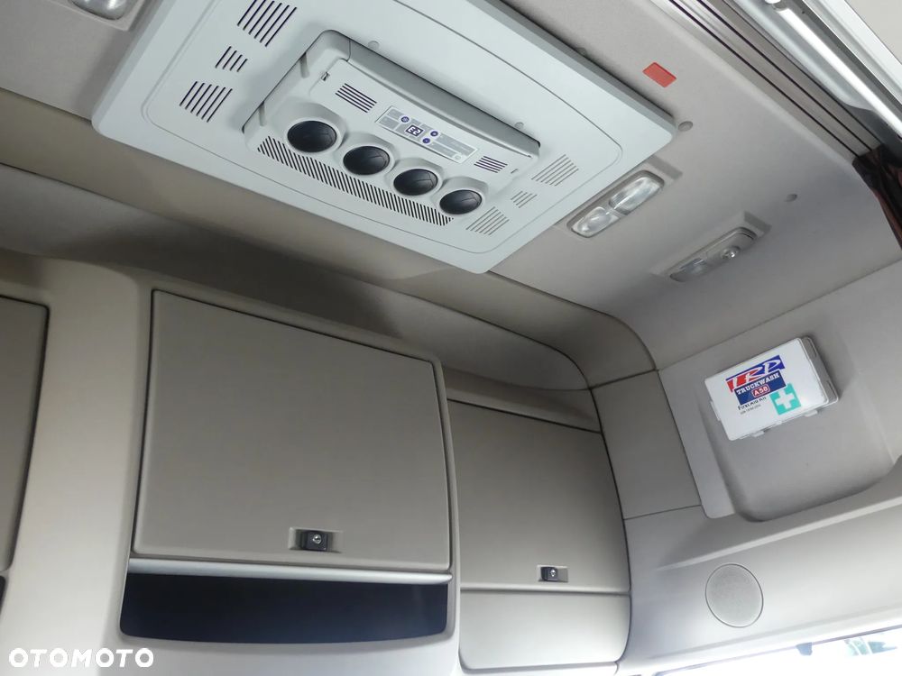 DAF XF 106.480 / KLIMATYZACJA POSTOJOWA / EURO 6 / STANDARD / - 32