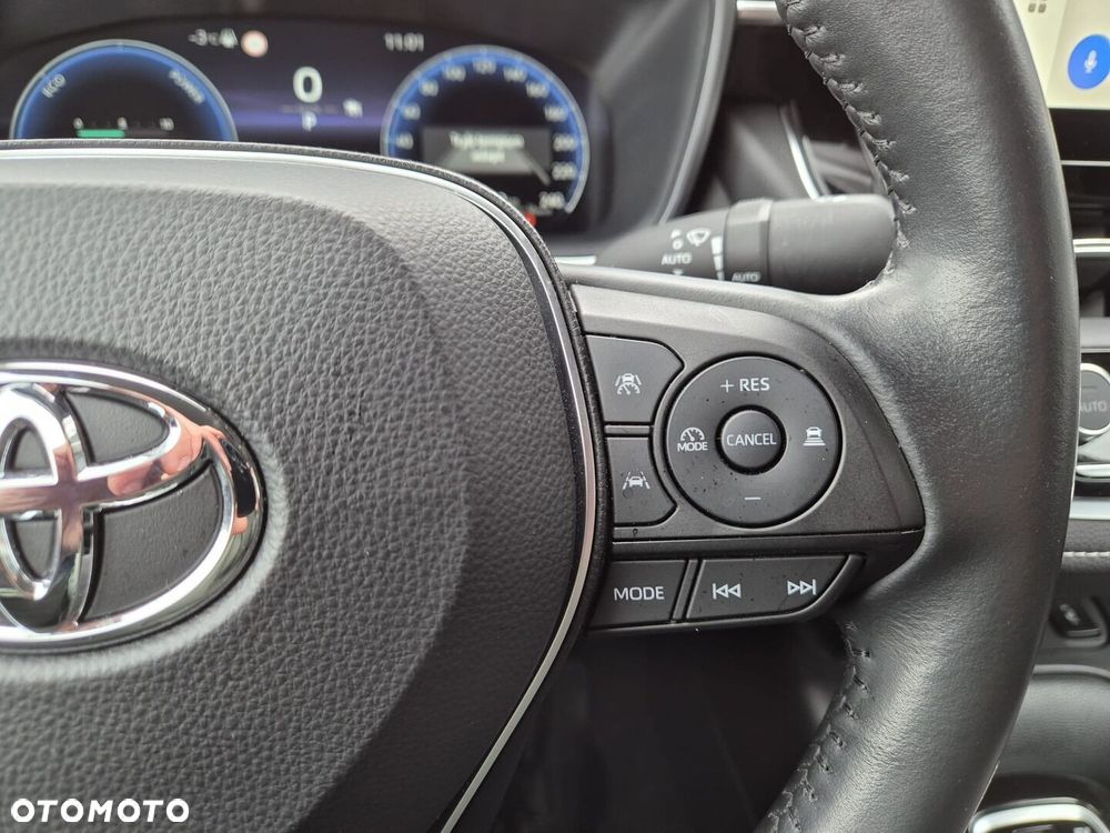 Toyota Corolla 1.8 Hybrid Style - 18