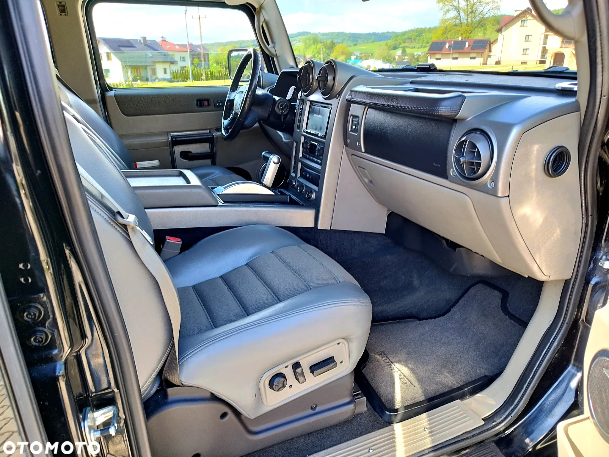 Hummer H2 6.0 V8 - 23
