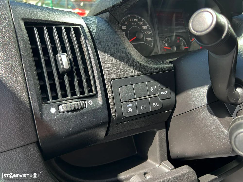 Peugeot Boxer 2.2 BlueHdi 335 L3H3 - 14