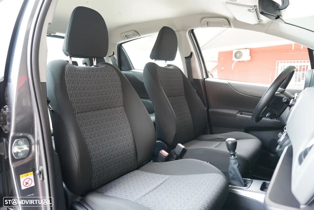 Toyota Yaris 1.4 D-4D ACtive+AC 99g - 14