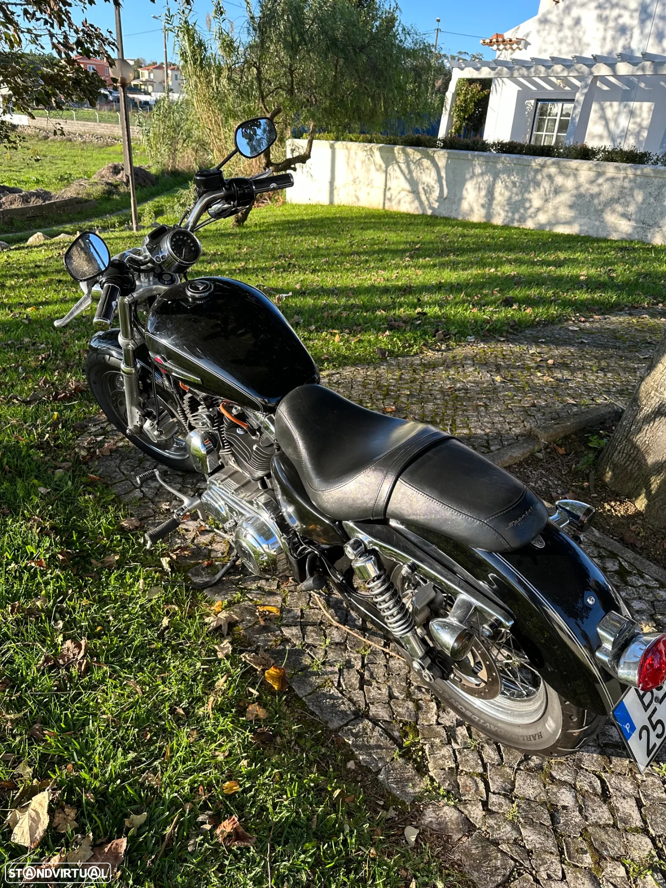 Harley-Davidson XL 1200C CUSTOM - 15
