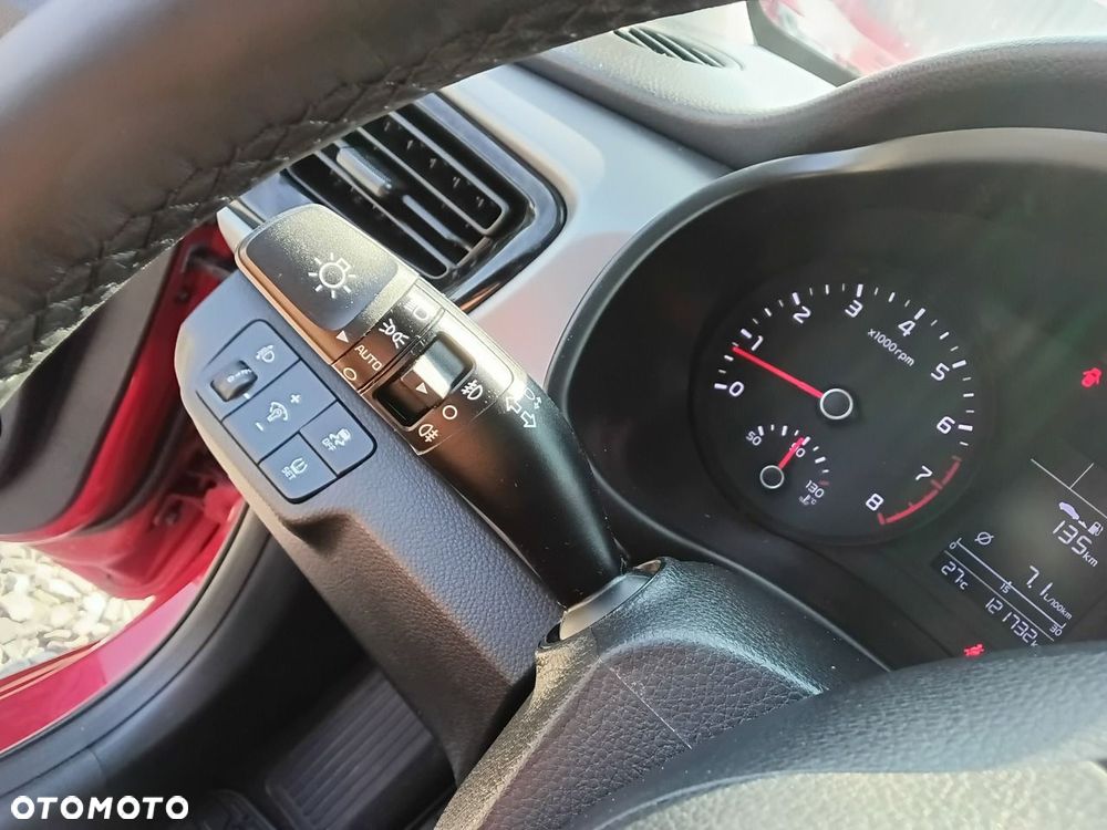 Kia Rio - 25