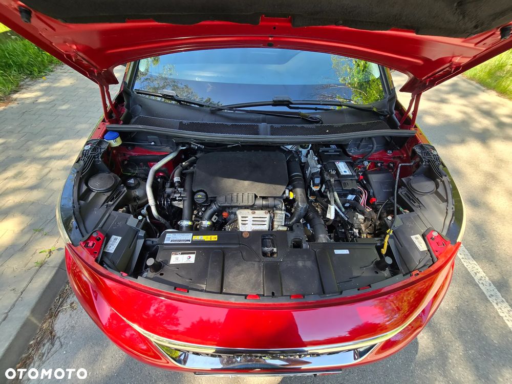 Peugeot 3008 PureTech 130 Stop & Start GPF Allure - 24
