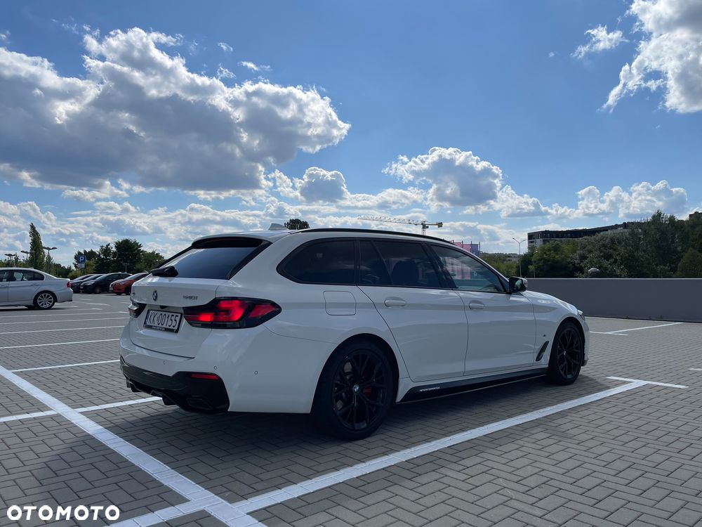BMW Seria 5 540i xDrive mHEV M Sport sport - 5