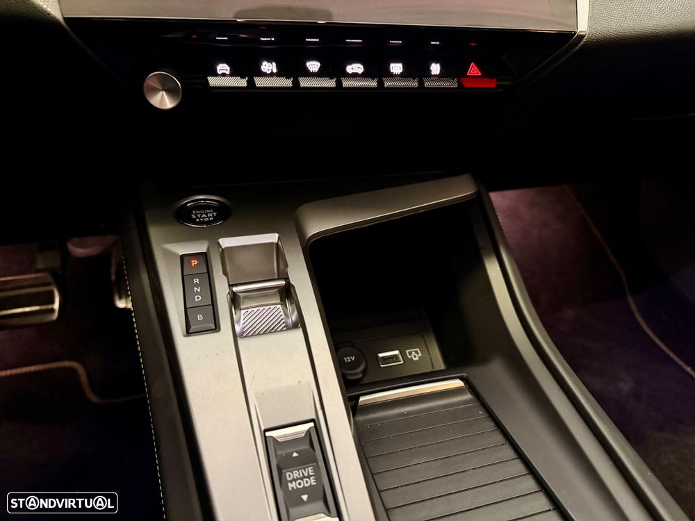 Peugeot 408 225 e-EAT8 GT - 38