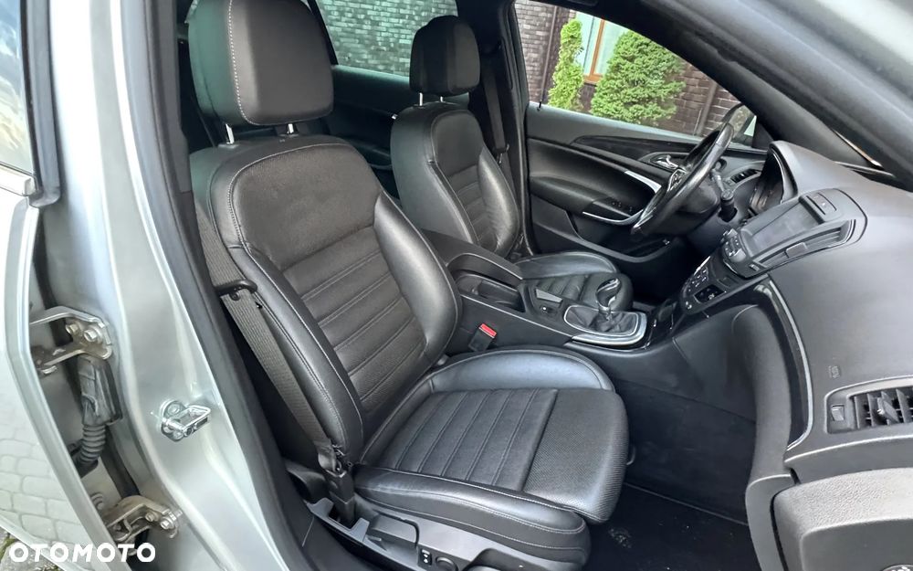 Opel Insignia 2.0 CDTI Cosmo S&S - 16