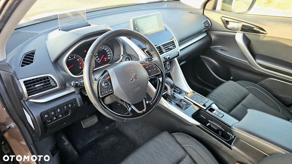 Mitsubishi Eclipse Cross 1.5 T Intense CVT - 11