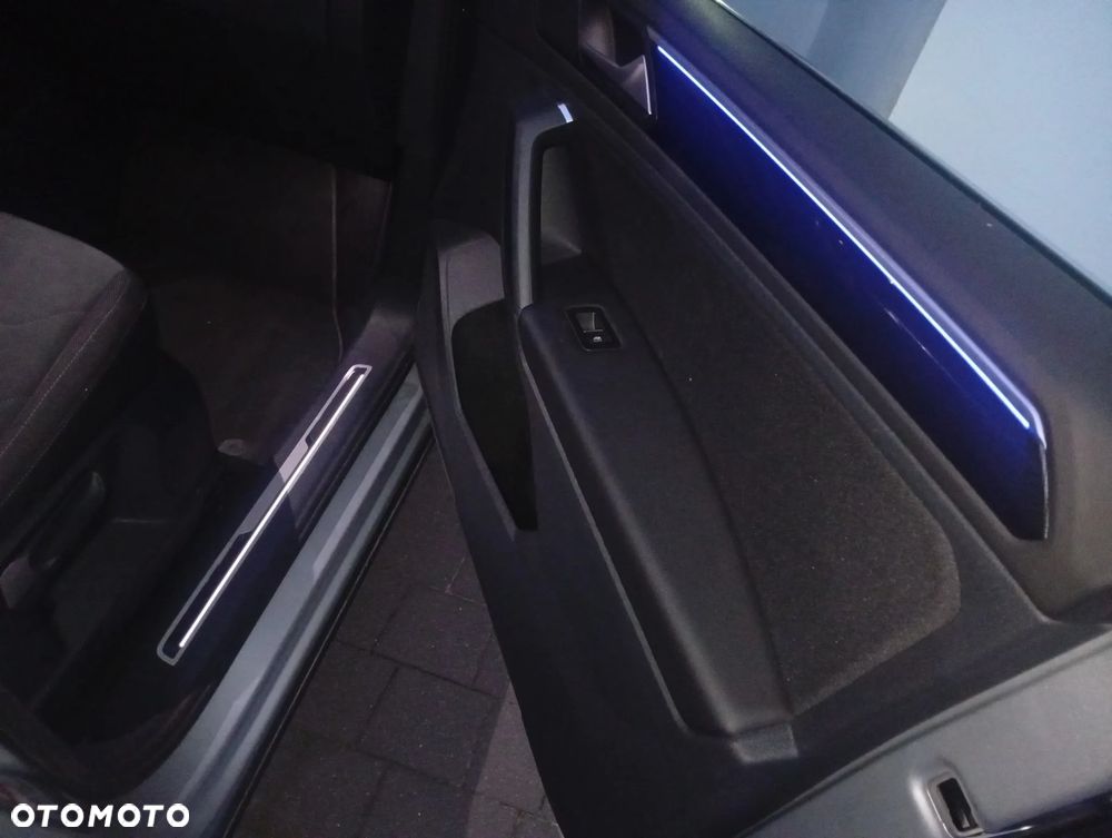 Volkswagen Tiguan 2.0 TDI SCR DSG Elegance - 22