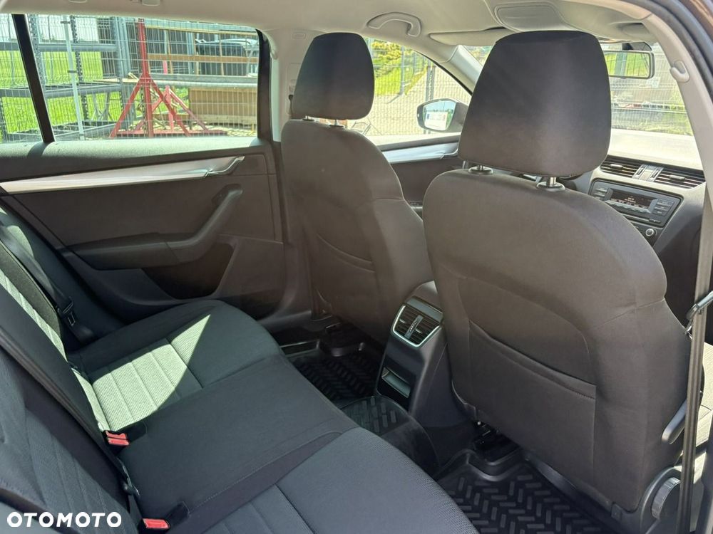 Skoda Octavia 1.4 TSI Ambition - 13