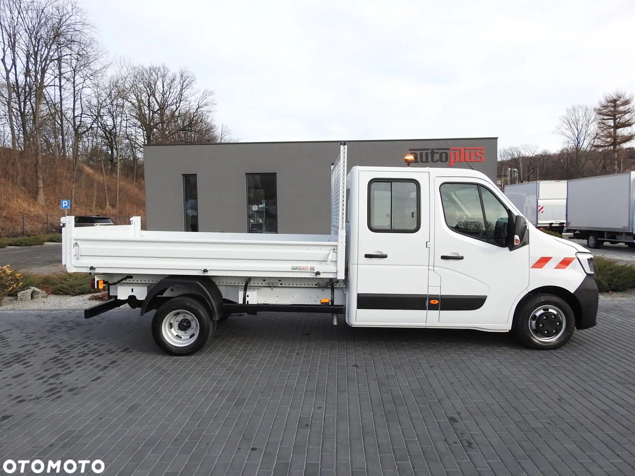 Renault MASTER  WYWROTKA PODWÓJNA KABINA DOKA 6 MIEJSC TEMPOMAT LEDY BLIŹNIACZE KOŁA KLIMATYZACJA 130KM [ 572732 ] - 8