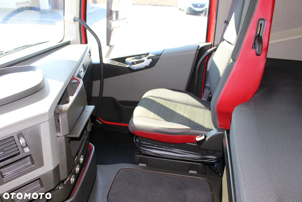 Volvo FH4 500 *E5*EEV / HYDRAULIKA / PEŁNY SPOILER/ *SERWIS FR*/ SUPER STAN / - 32