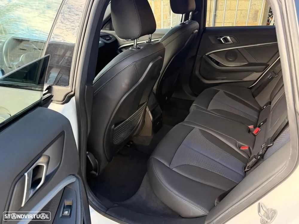 BMW 216 Gran Coupé - 15