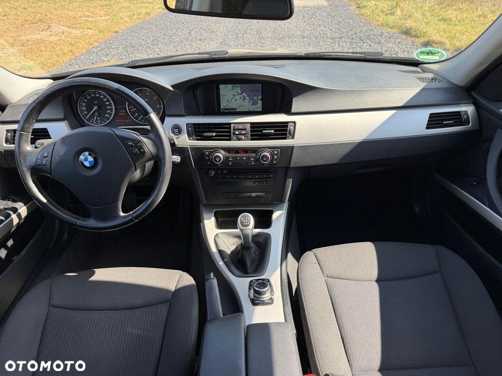 BMW Seria 3 - 11