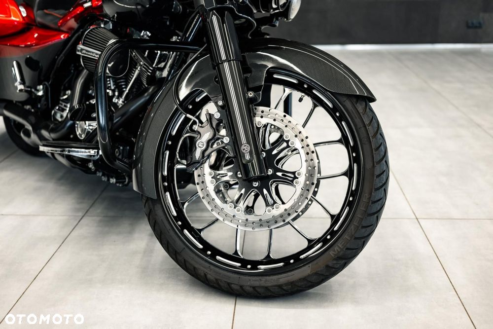 Harley-Davidson FLHXS Special - 20