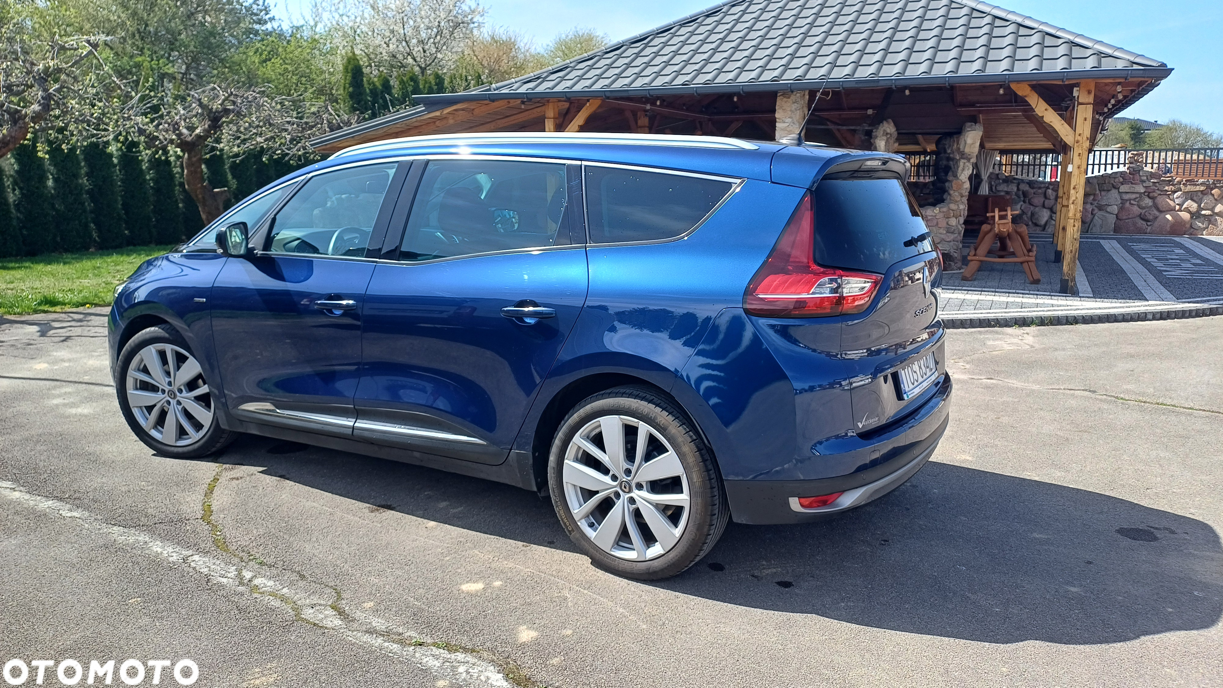 Renault Grand Scenic - 9