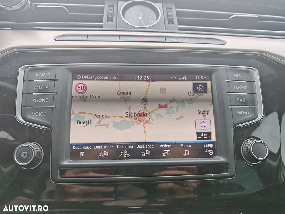 Volkswagen Passat 1.6 TDI SCR DSG Business - 10