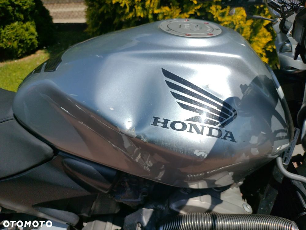 Honda Hornet - 16