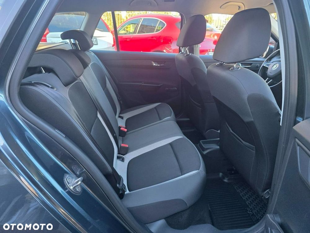 Skoda Fabia 1.0 TSI Ambition Plus - 31