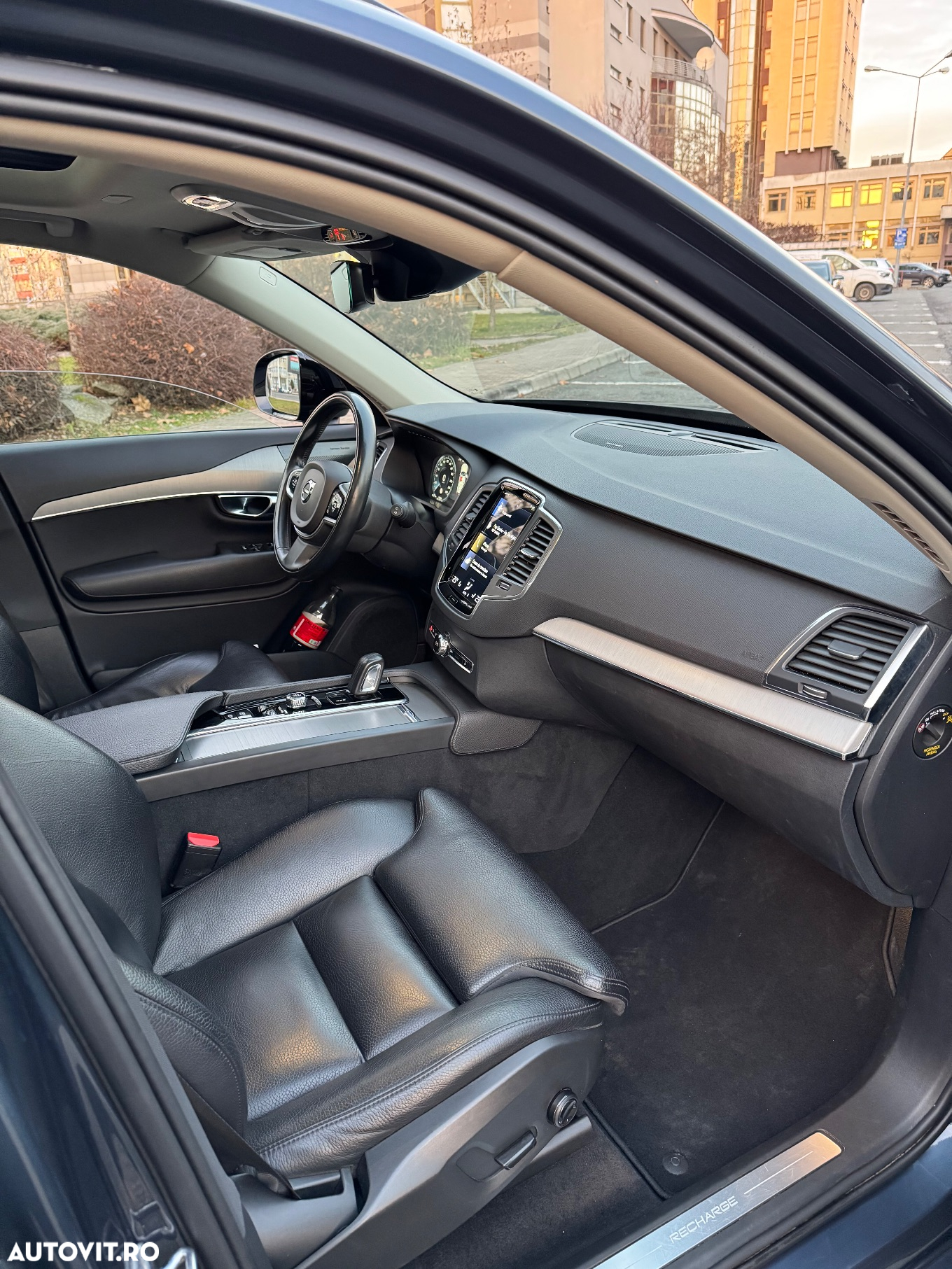 Volvo XC 90 T8 AWD Recharge Geartronic RDesign Edition - 22
