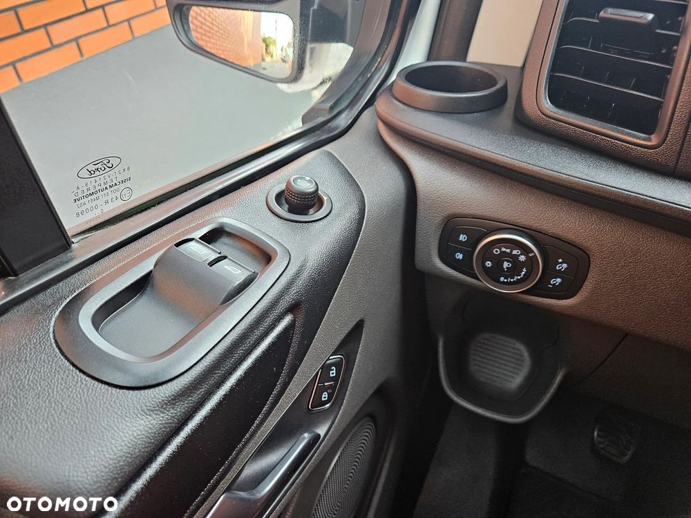 Ford Transit Custom - 9
