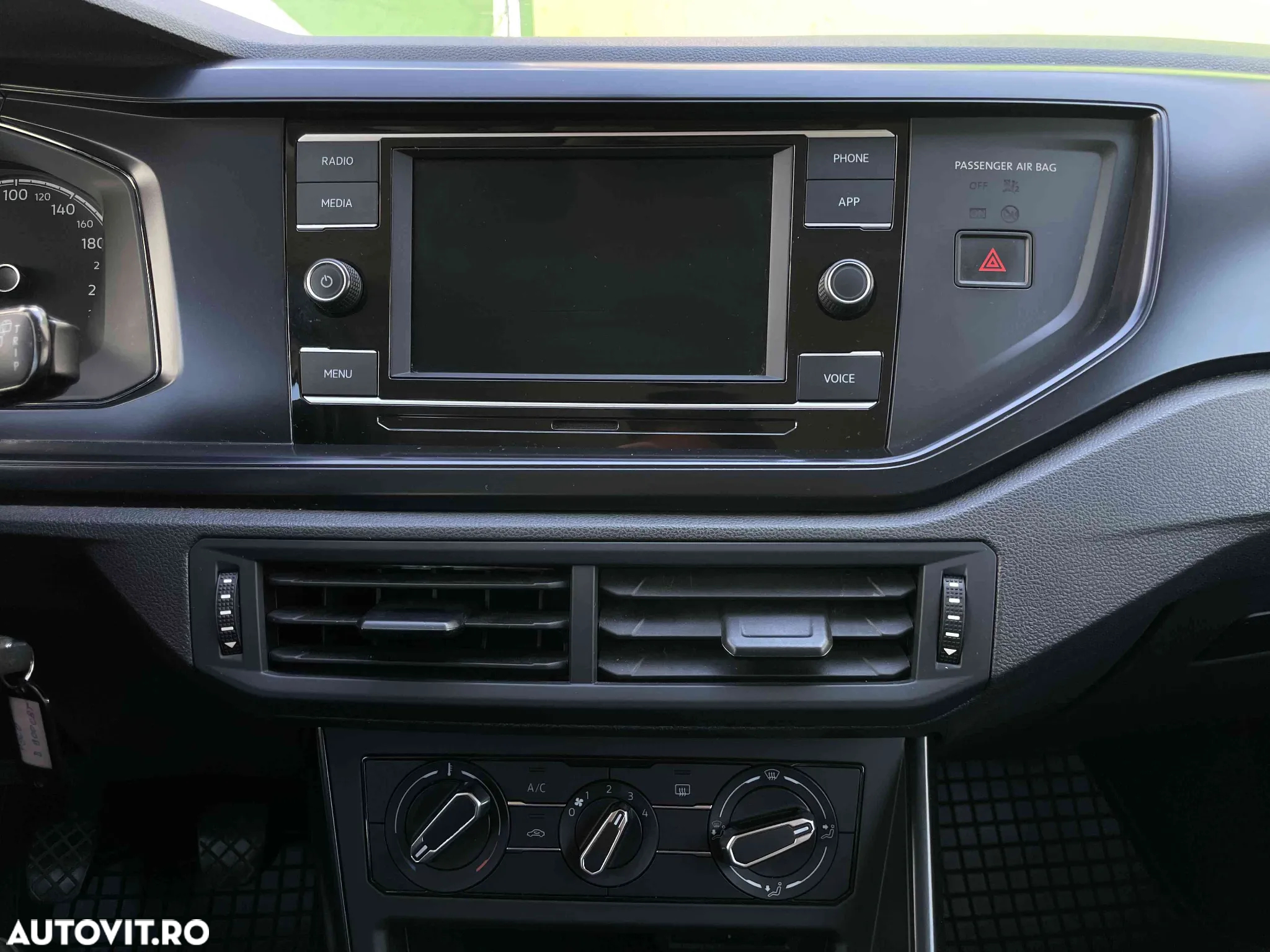 Volkswagen Polo 1.0 Trendline - 12