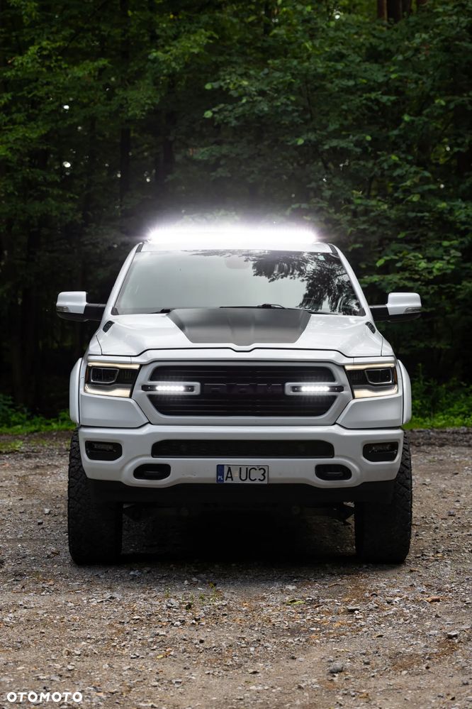RAM 1500 5.7 Crew Cab Bighorn - 7