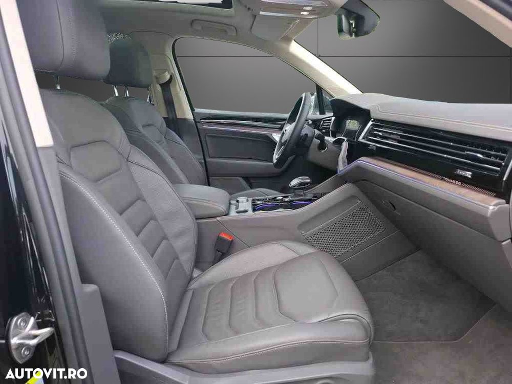 Volkswagen Touareg 3.0 V6 e-Hybrid 4Motion Aut. Elegance - 7
