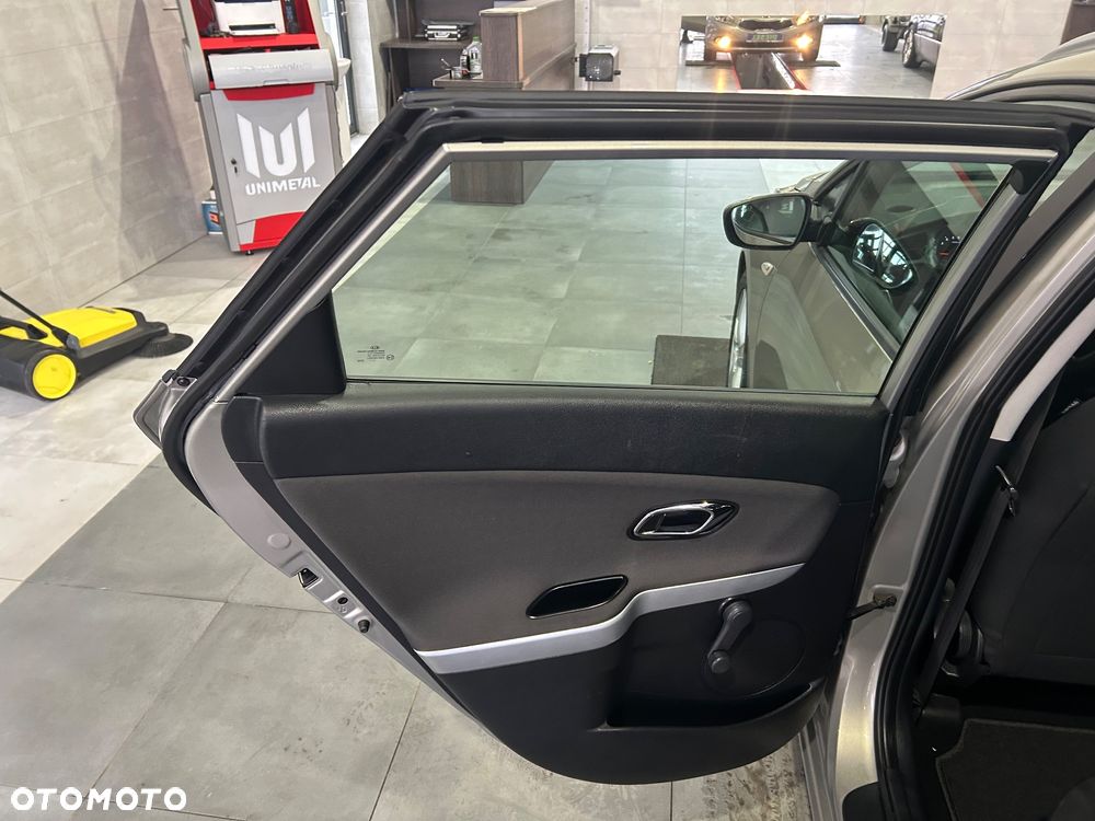 Kia Ceed 1.6 CRDi Smart - 21