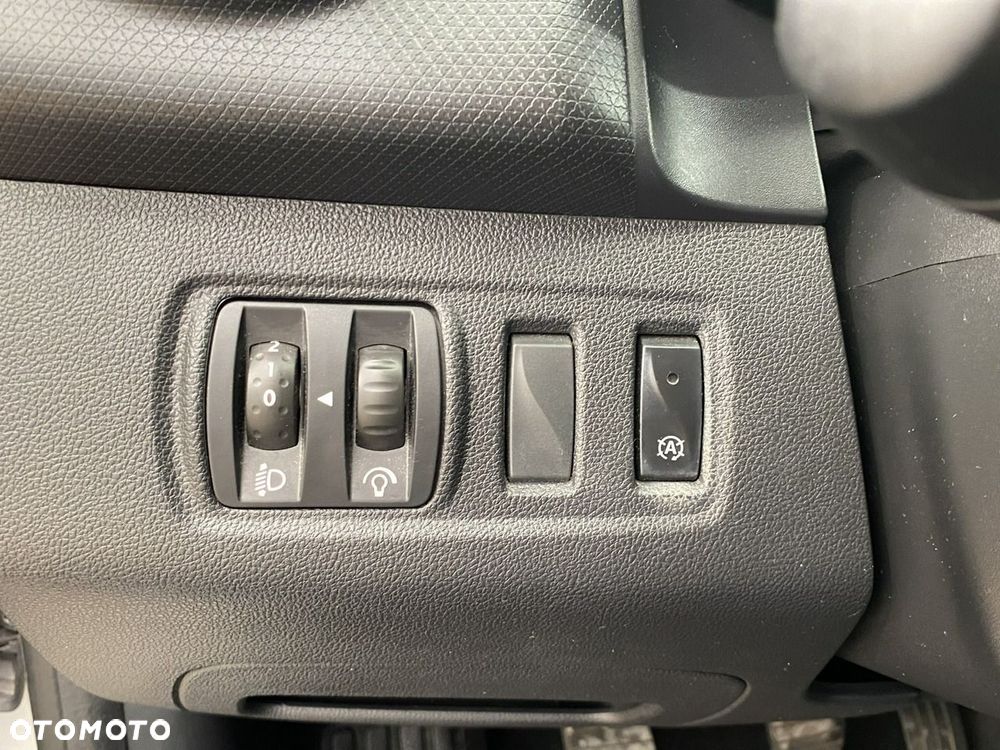 Renault Clio - 29