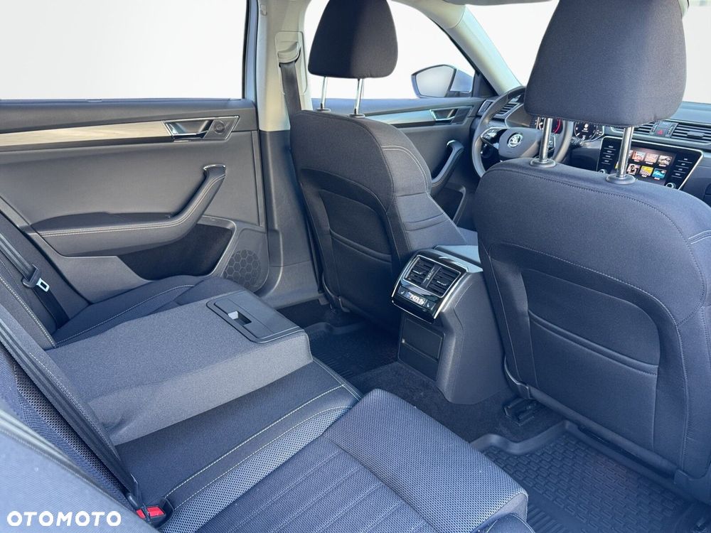 Skoda Superb - 20