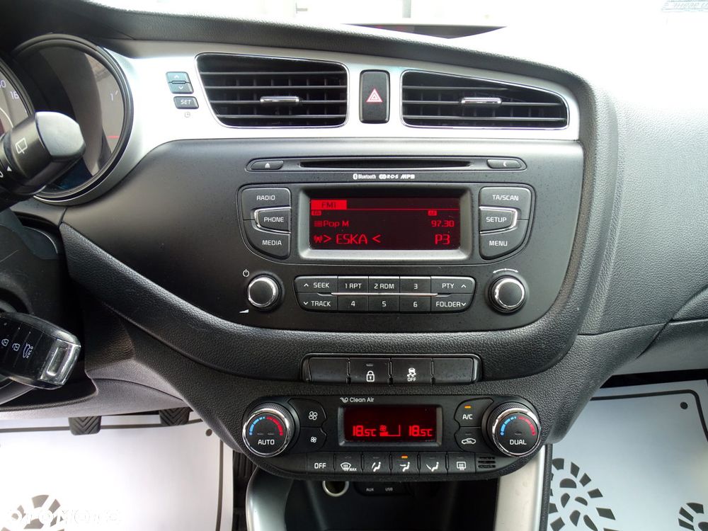 Kia Ceed 1.4 L - 17