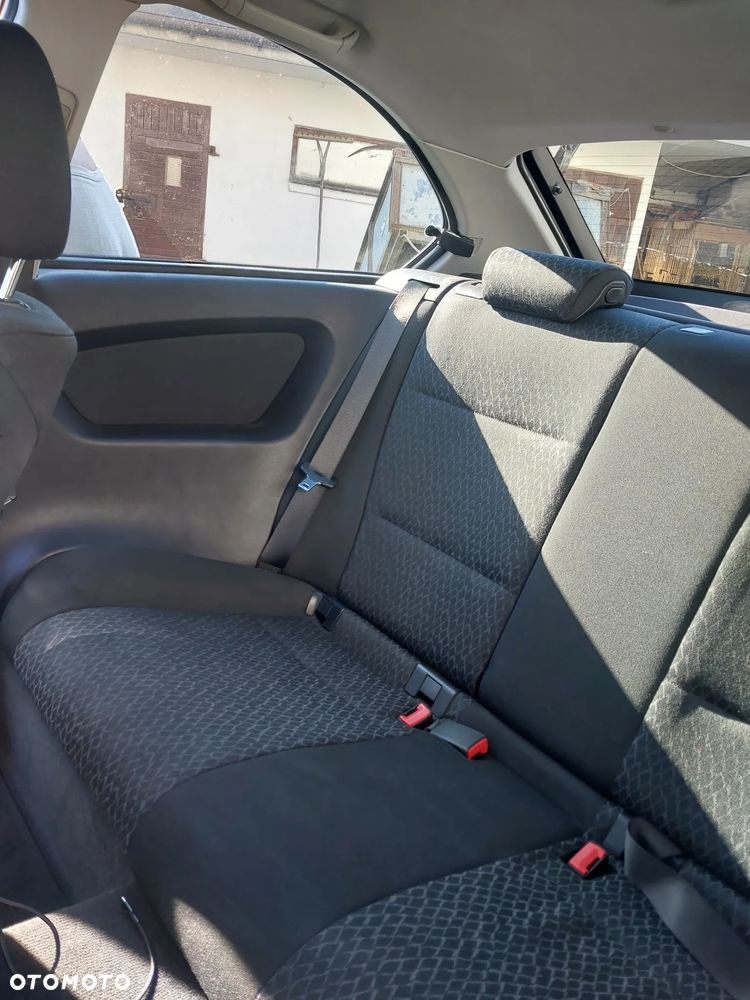BMW Seria 3 - 17