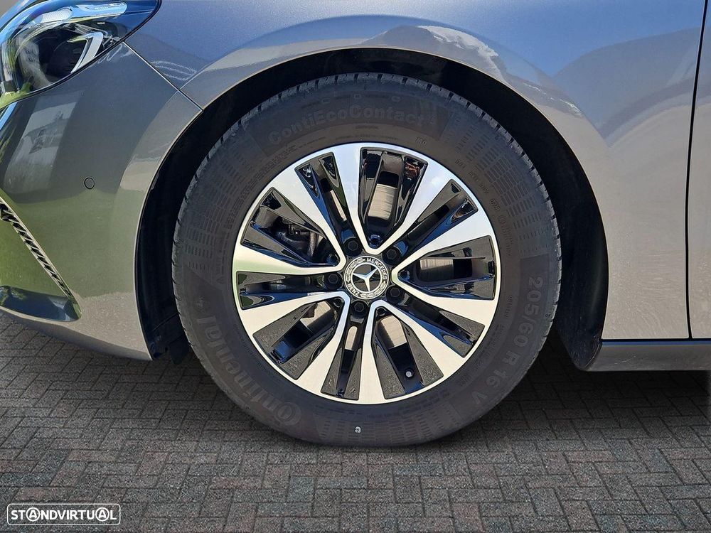 Mercedes-Benz B 180 d 8G-DCT Progressive Advanced - 10