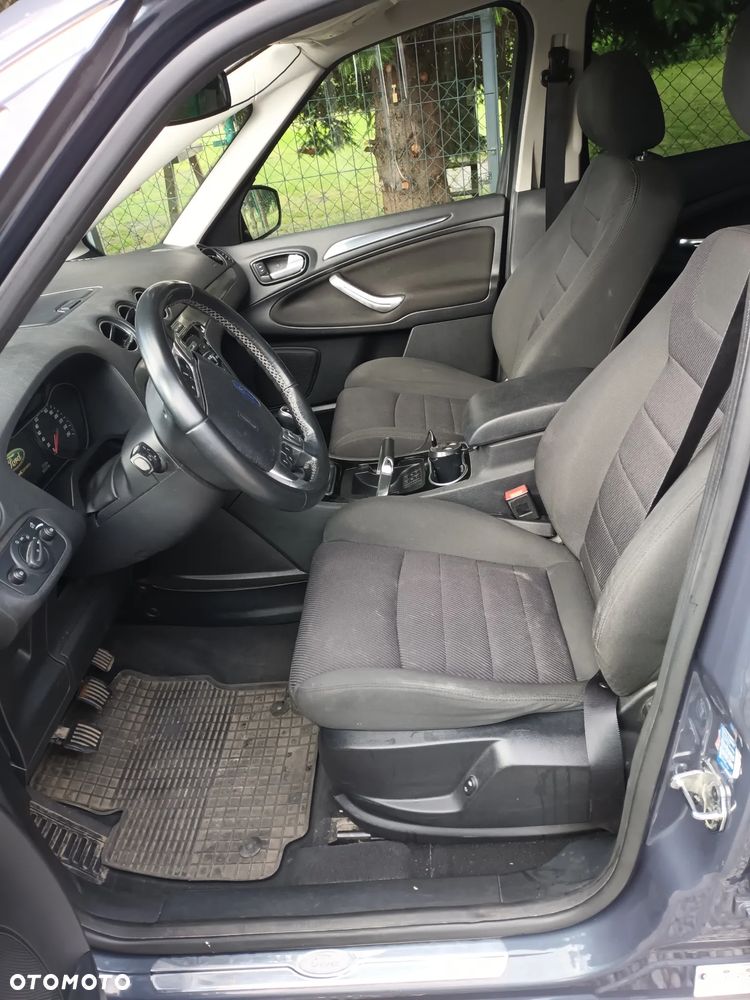 Ford S-Max - 10