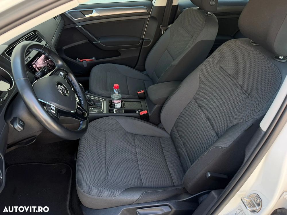 Volkswagen e-Golf - 2