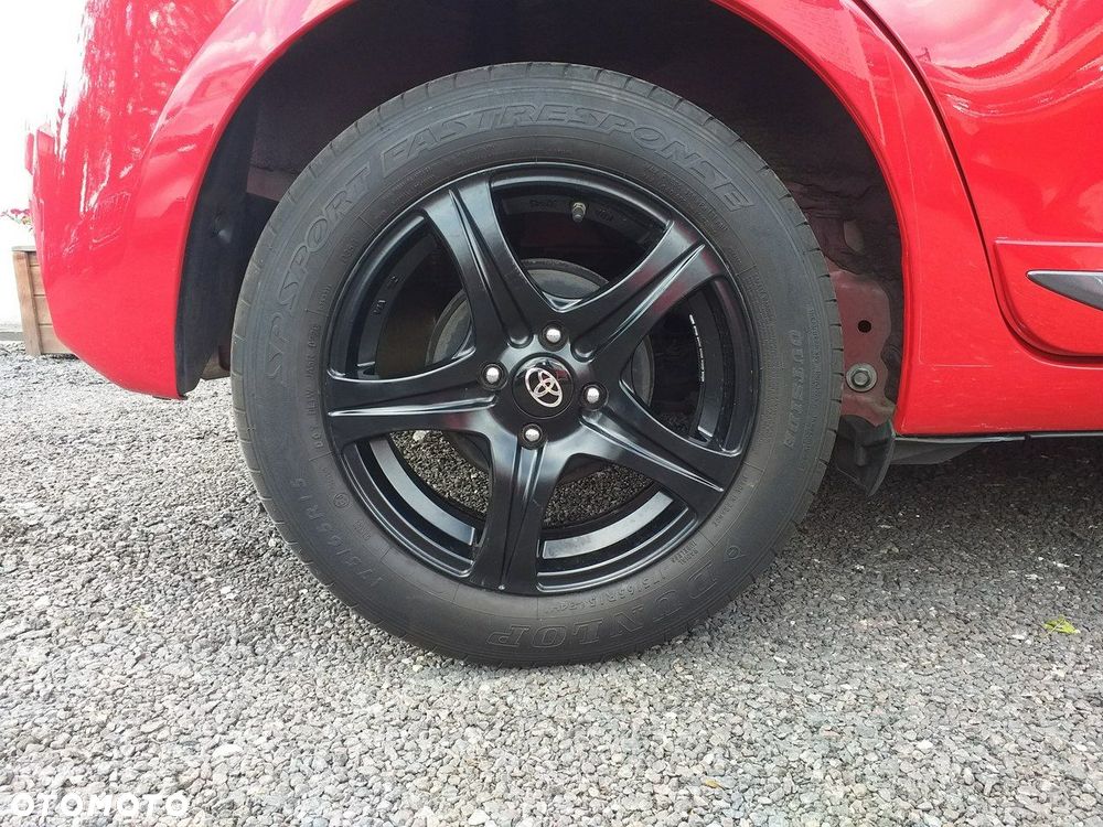 Toyota Yaris - 9