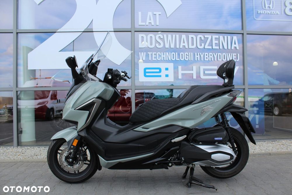 Honda NSS - 4