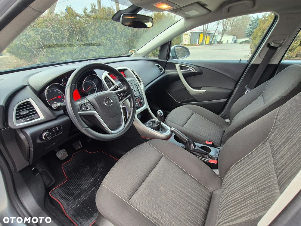 Opel Astra 1.6 Style - 26