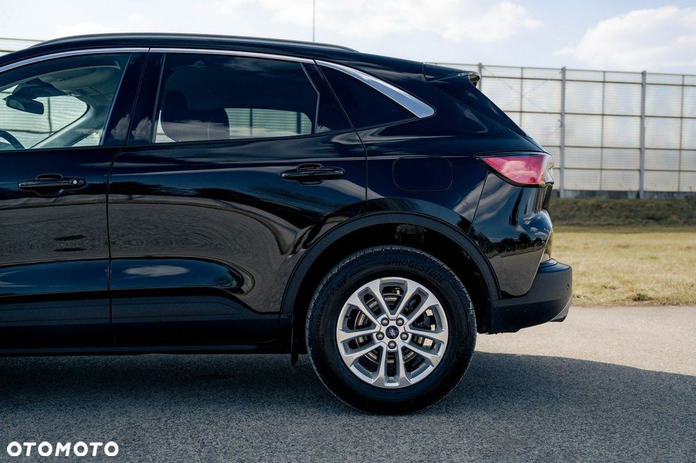 Ford Kuga - 13