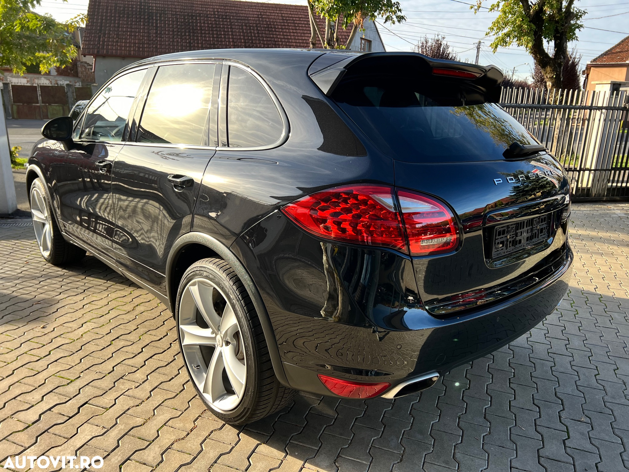 Porsche Cayenne - 7