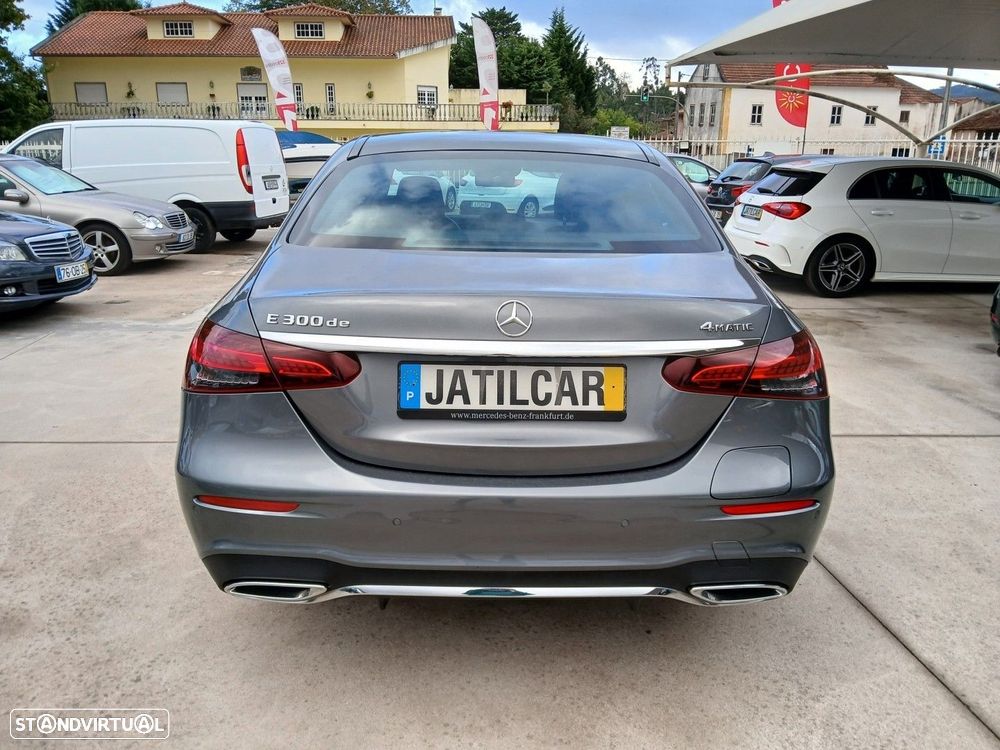 Mercedes-Benz E 300 de 4Matic 9G-TRONIC AMG Line - 7