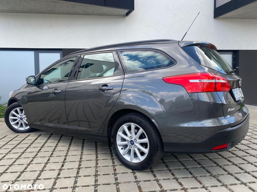 Ford Focus 1.0 EcoBoost STart-Stopp-System TITANIUM - 11