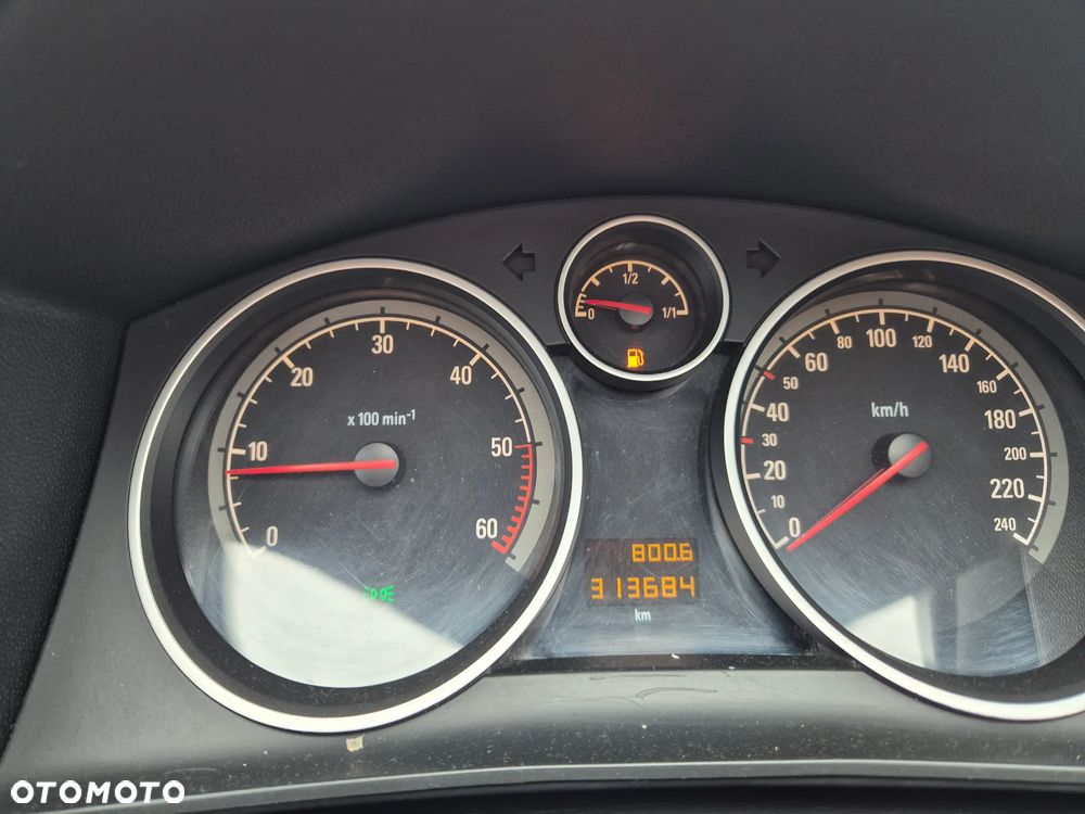 Opel Astra III GTC 1.7 CDTI Edition - 10