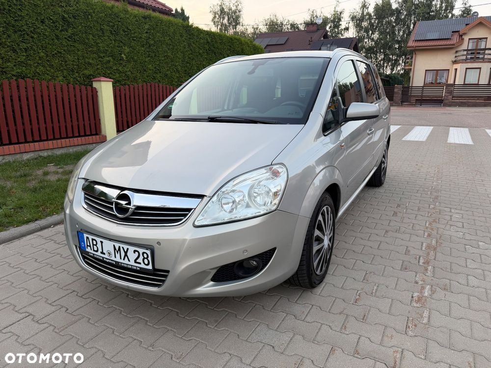 Opel Zafira 1.8 Easytronic Family Plus - 12