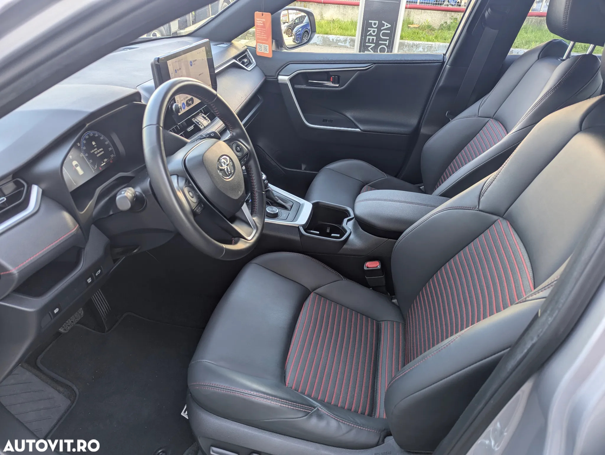 Toyota RAV4 Plug-in-Hybrid Style - 10