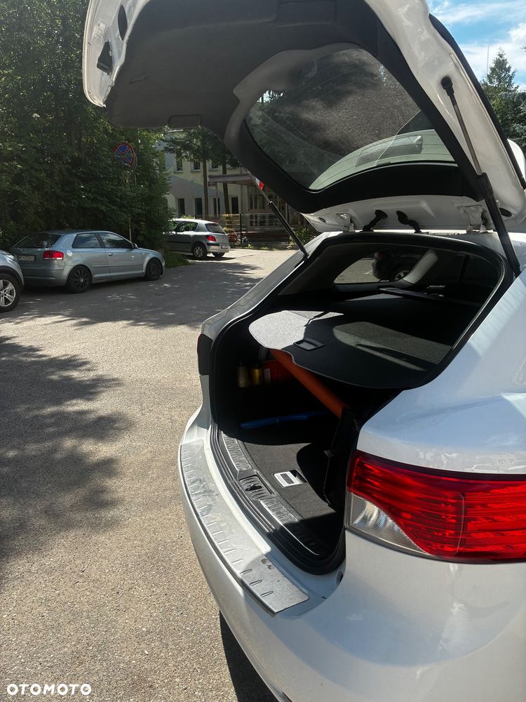 Toyota Avensis - 6