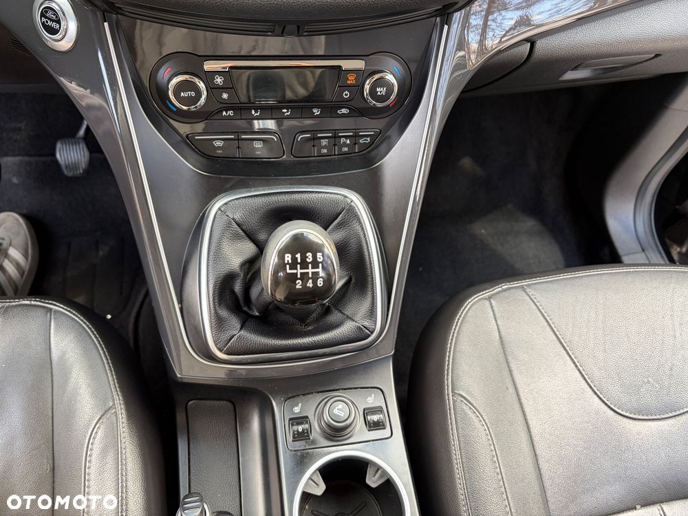 Ford Kuga 2.0 TDCi 4x4 Titanium - 17