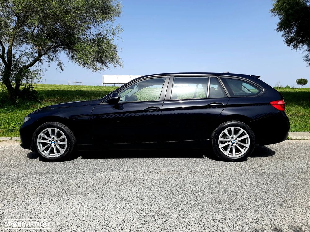BMW 320 d Aut. Sport Line - 32